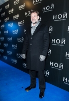 noah-moscow-premiere-15_400x600